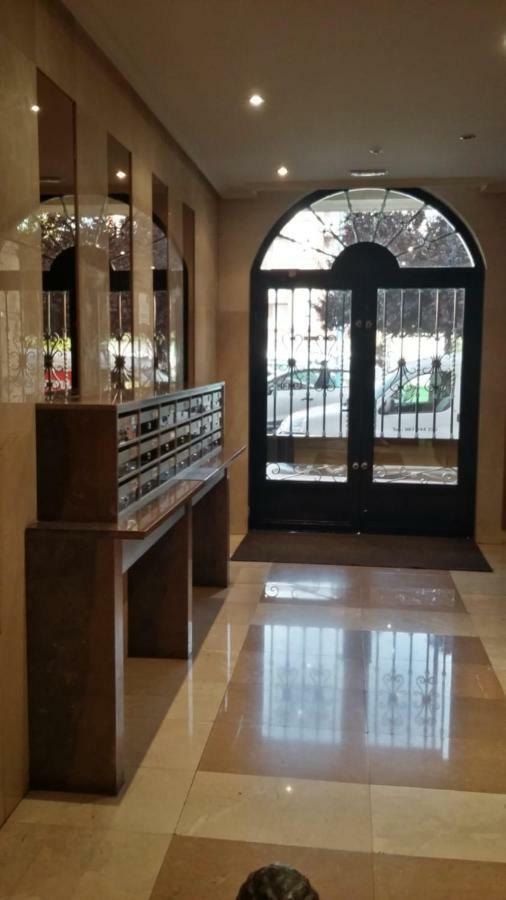 Housingleon - Conde Duplex Con Garaje Gratuito Apartment Luaran gambar